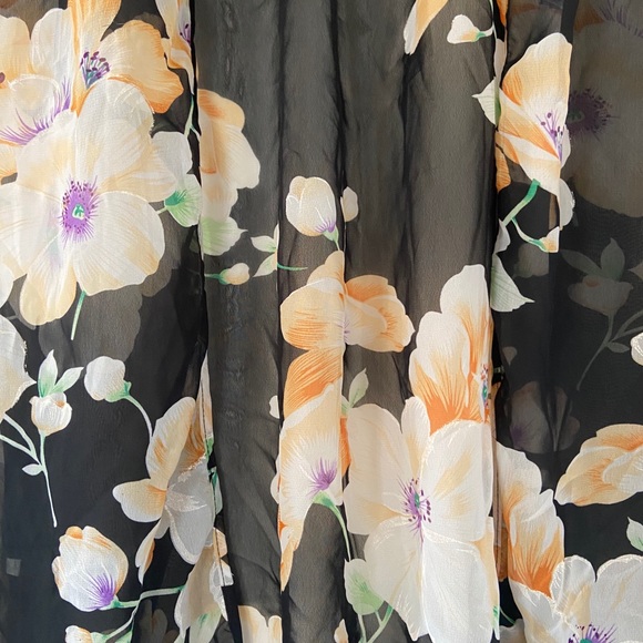 Floral kimono/beach cover up lightweight - Picture 3 of 5